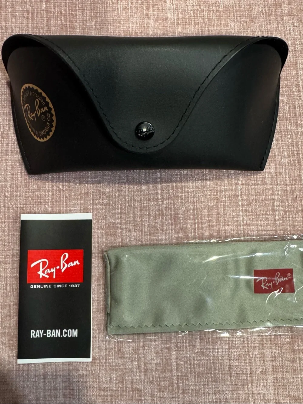 Ray-Ban Black Hard Sunglasses Case with Olive Cleaning Cloth